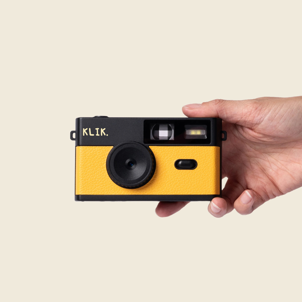 Jaune – Appareil photo en main